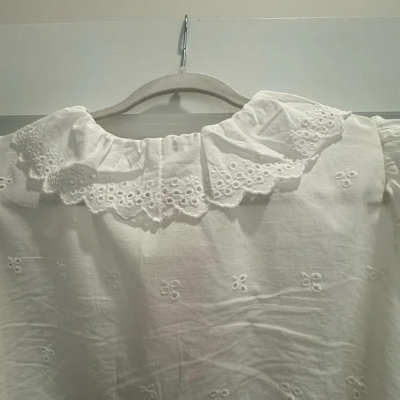 New fun lace top - Picture 5 of 10